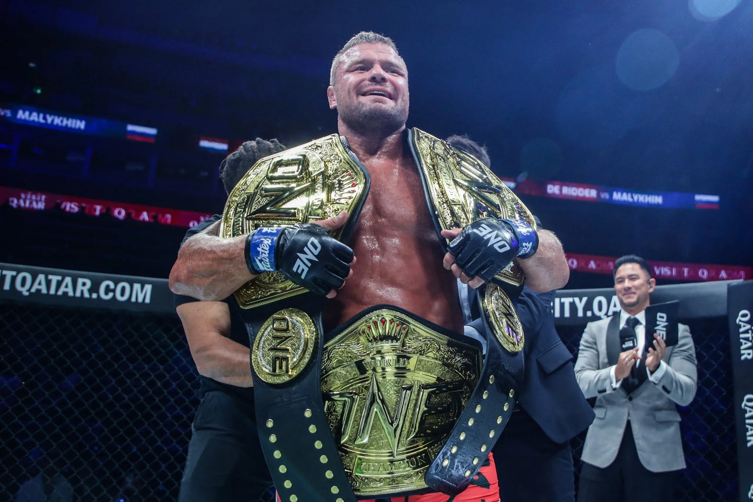MMA Heavyweight Championship Belt: Ultimate Trophy for Fight Fans